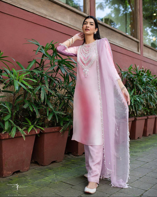 Rose Quartz Kurta Set With Pearls